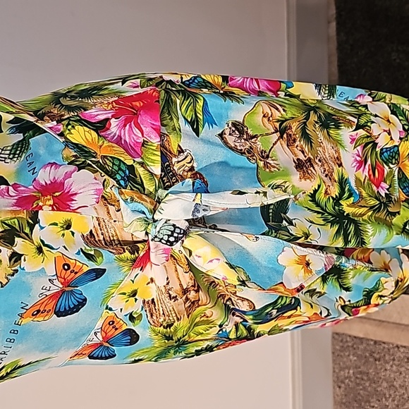 Adorable Hawaiian print dress by Rampage like new - Picture 4 of 11
